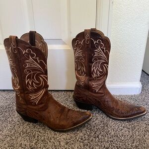 Ariat boots - women’s size 8